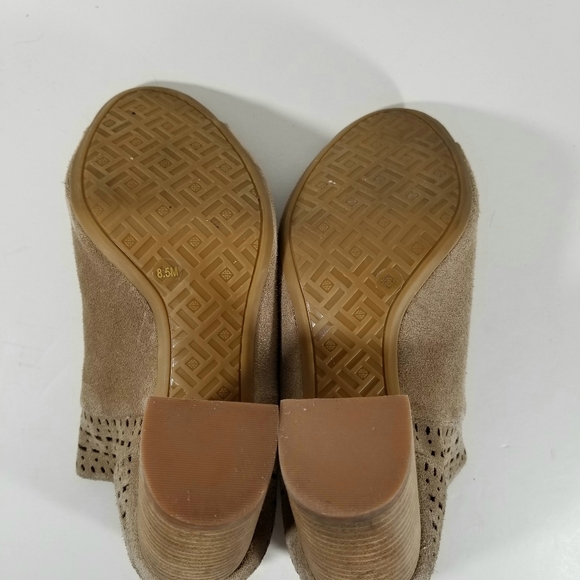 Antonio Melani Booties Women’s 8.5 B Suede Peep Toe Cut Out Ankle Boots Back Zip - Picture 5 of 6